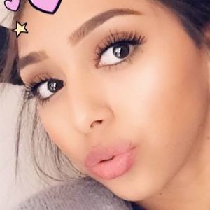 Meet your Posher, Frances